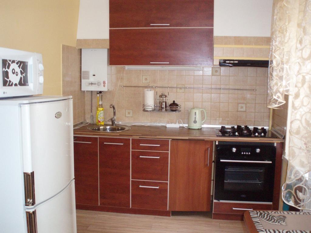 Apartment Studio On Mayakovskogo Avenue Zaporizhia Bilik gambar